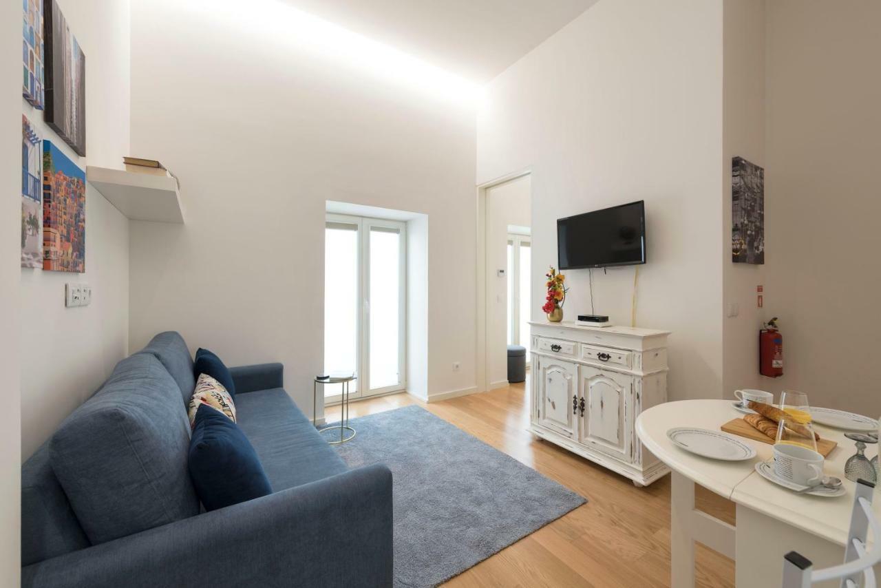 Lovelystay - Majestic Flat In City Center Porto Exterior photo