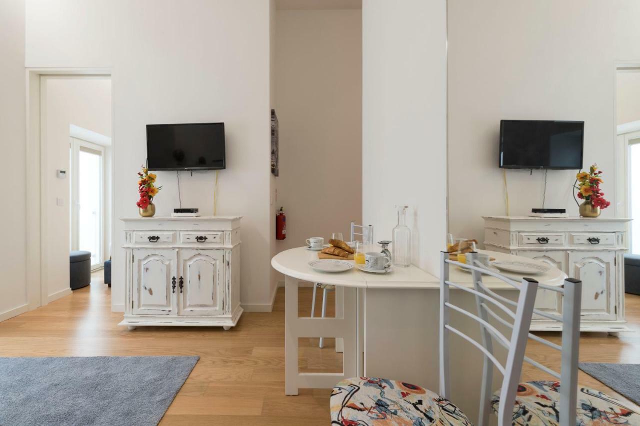 Lovelystay - Majestic Flat In City Center Porto Exterior photo